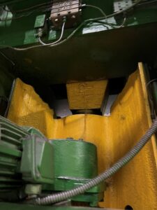 Abgratpresse KarpatPressMash KB2534B - 250 ton (ID:76097) - Dabrox.com