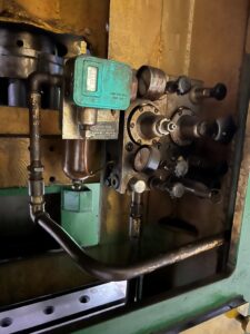 Abgratpresse KarpatPressMash KB2534B - 250 ton (ID:76097) - Dabrox.com