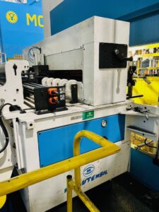 Blechumformung Presse Mossini PDM-4B-1000 - 1000 ton (ID:76398) - Dabrox.com