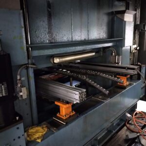 Blechumformung Presse Schuler 4E2Sqb 500/3/0,85 - 500 ton (ID:75800) - Dabrox.com