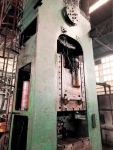 Abgratpresse Zdas LU 1000/1250 - 1000 ton (ID:75418) - Dabrox.com