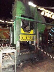 Abgratpresse Smeral  - 500 ton