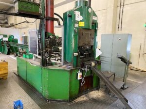 Kniehebelpresse Grabener - 600 ton
