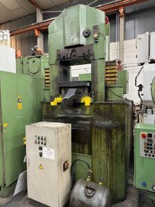 Kniehebelpresse Grabener - 800 ton