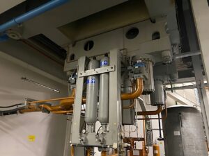 Blechumformung Presse Muller Weingarten VK 800 - 800 ton (ID:76098) - Dabrox.com
