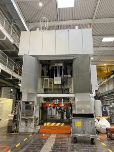 Blechumformung Presse Muller Weingarten VK 800 - 800 ton (ID:76098) - Dabrox.com