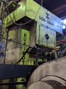 Schmiedepresse Kurimoto Smeral LKM 2500 - 2500 ton (ID:75805) - Dabrox.com