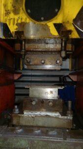 Kniehebelpresse Barnaul KB8336 - 400 ton (ID:76099) - Dabrox.com
