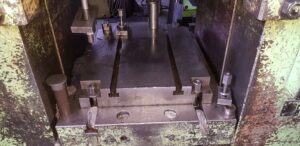Kniehebelpresse Barnaul K8340 - 1000 ton (ID:75988) - Dabrox.com