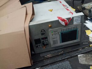 Blechumformung Presse Schuler PMK 2-1500 - 1500 ton (ID:75496) - Dabrox.com