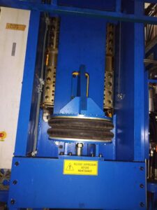 Blechumformung Presse Schuler PMK 2-1500 - 1500 ton (ID:75496) - Dabrox.com