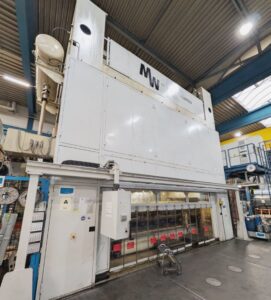 Blechumformung Presse Muller Weingarten HUQ 4.1100 - 1100 ton (ID:76410) - Dabrox.com