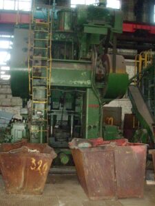 Schmiedepresse Komatsu - 1600 ton