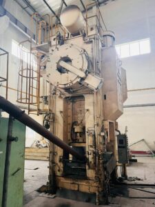 Schmiedepresse Kurimoto C2F-1000 - 1000 ton (ID:76176) - Dabrox.com