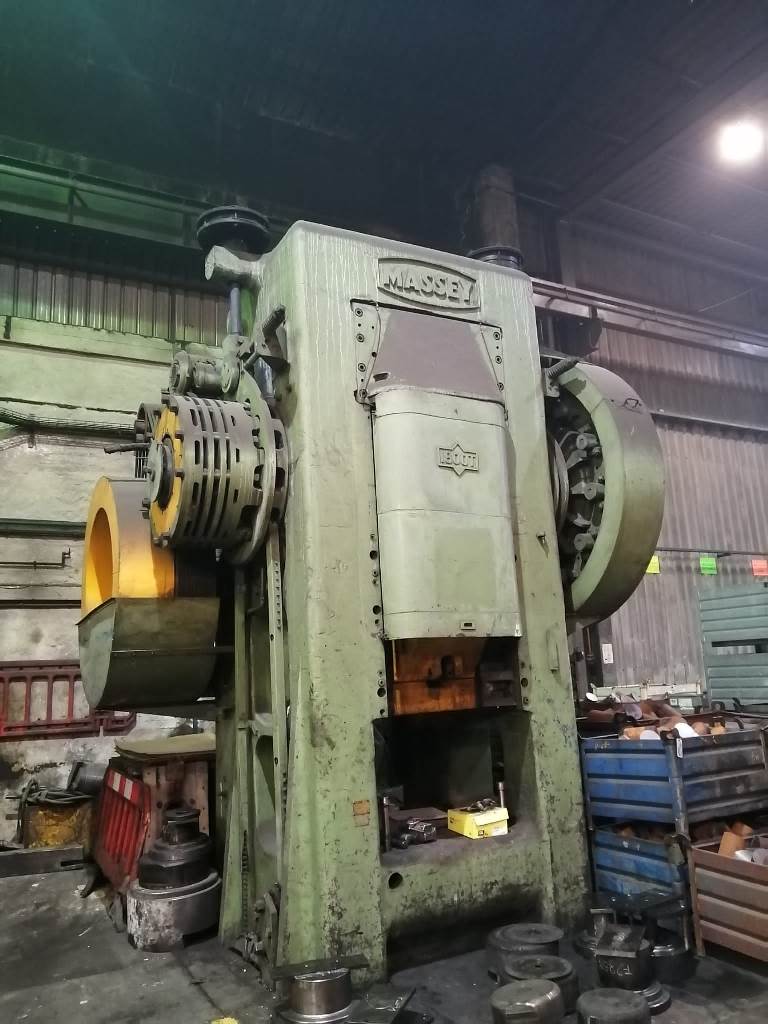 Schmiedepresse Massey 1800 - 1800 ton (ID:76068) - Dabrox.com
