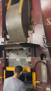 Schmiedepresse Eumuco SP 100 - 1000 ton (ID:76338) - Dabrox.com