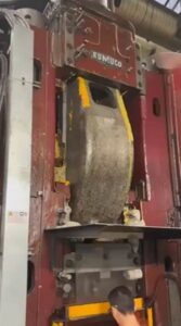 Schmiedepresse Eumuco SP 100 - 1000 ton (ID:76338) - Dabrox.com