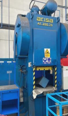 Abgratpresse Arisa AF 200 75 - 200 ton (Foto 3)