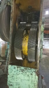 Kniehebelpresse Barnaul KB8340 - 1000 ton (ID:75948) - Dabrox.com