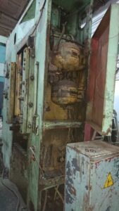 Kniehebelpresse Barnaul KB8340 - 1000 ton (ID:75948) - Dabrox.com
