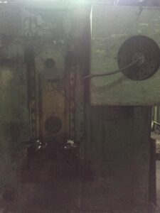Kniehebelpresse Barnaul KB8340 B - 1000 ton (ID:75755) - Dabrox.com