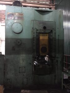 Kniehebelpresse Barnaul KB8340 B - 1000 ton (ID:75758) - Dabrox.com