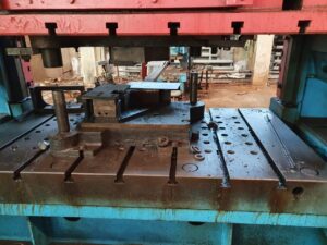 Blechumformung Presse TMP Voronezh KB3537 - 500 ton (ID:75756) - Dabrox.com