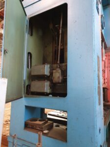Blechumformung Presse TMP Voronezh KB3537 - 500 ton (ID:75756) - Dabrox.com