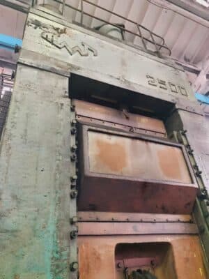Kniehebelpresse TMP Voronezh K504.003.844 - 2500 ton (Foto 2)