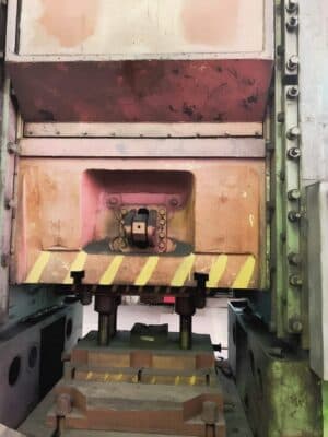 Kniehebelpresse TMP Voronezh K504.003.844 - 2500 ton (Foto 3)