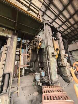Warmschmiedepresse TMP Voronezh K8544 - 2500 ton (Foto 1)