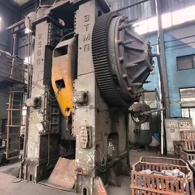 Warmschmiedepresse TMP Voronezh K8544 - 2500 ton (Foto 8)