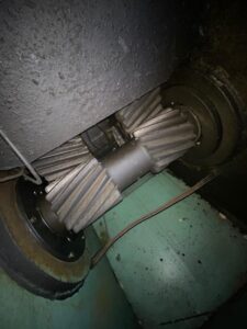 Kniehebelpresse Barnaul KB8340 - 1000 ton (ID:75735) - Dabrox.com
