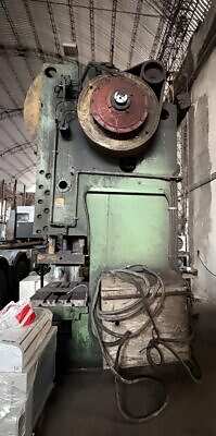C-Gestell-Presse Stanko KM2134A - 250 ton (Foto 2)