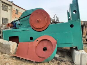 Kaltextrusion Presse Barnaul K0036 - 400 ton (ID:76345) - Dabrox.com