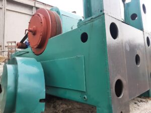 Kaltextrusion Presse Barnaul K0036 - 400 ton (ID:76345) - Dabrox.com