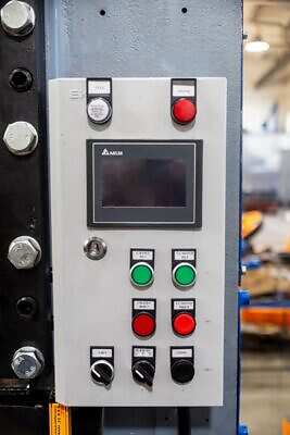Kniehebelpresse Barnaul KB8336 - 400 ton (Foto 8)