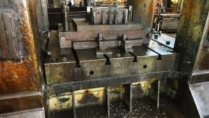Abgratpresse TMP Voronezh K9540 - 1000 ton (ID:75140) - Dabrox.com