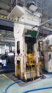 Abgratpresse Erfurt - 250 ton
