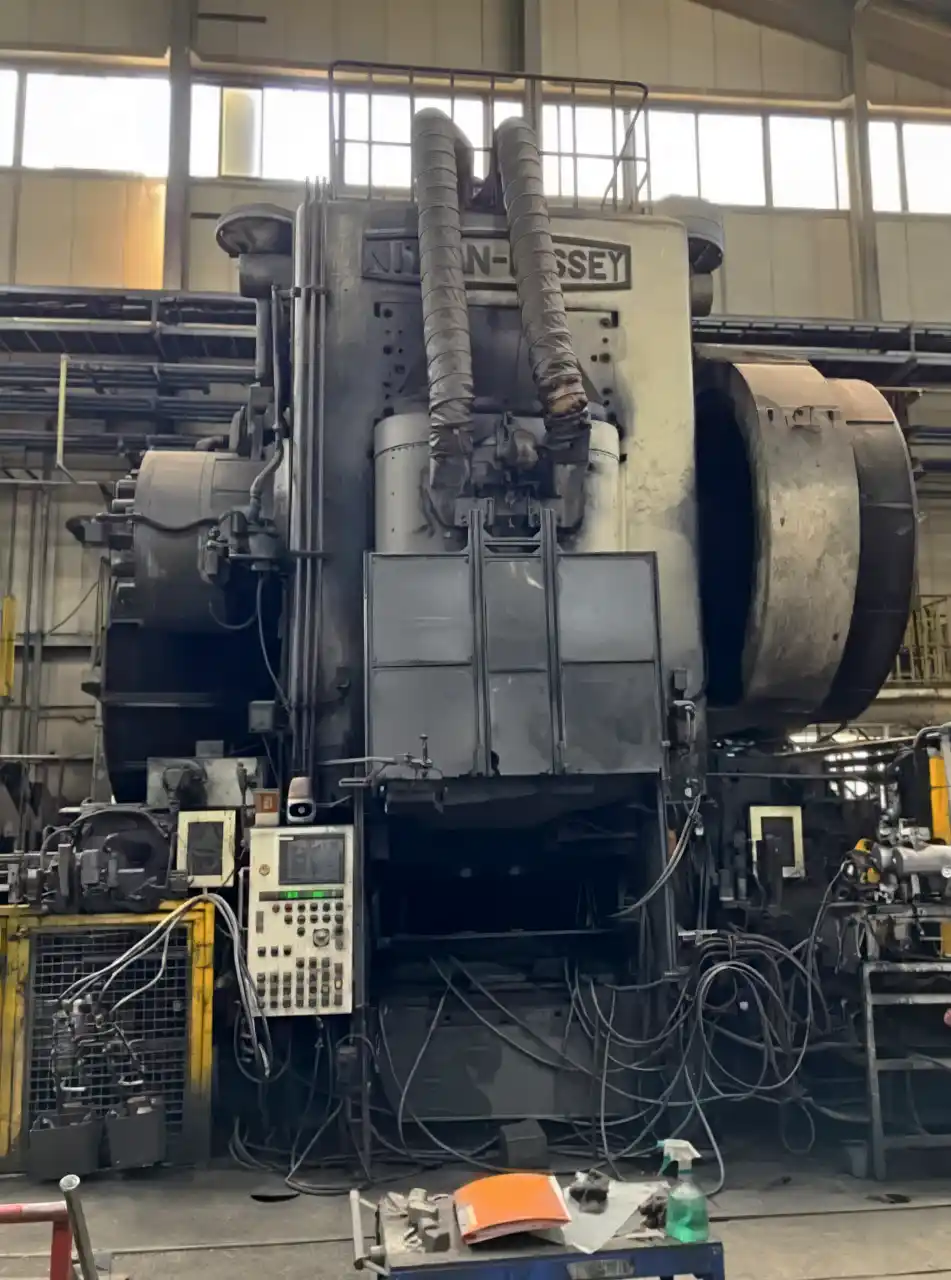 Warmschmiedepresse Nittan Massey MHFP-2800 - 2800 ton