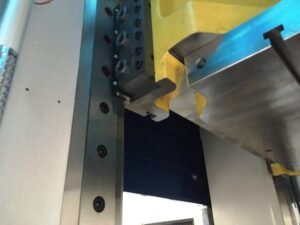 Blechumformung Presse Schuler MSD2-630 - 630 ton (ID:75941) - Dabrox.com