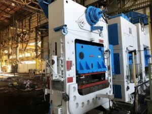 Abgratpresse Wilkins & Mitchell - 200 ton