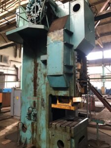 Mechanische Presse TMP Voronezh K0134 - 250 ton (ID:75221) - Dabrox.com