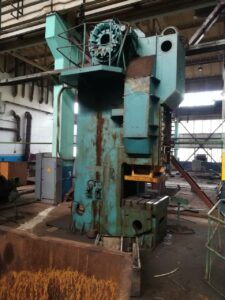 Mechanische Presse TMP Voronezh K0134 - 250 ton (ID:75221) - Dabrox.com