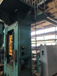 Abgratpresse TMP Voronezh KA2534 - 250 ton (ID:75222) - Dabrox.com