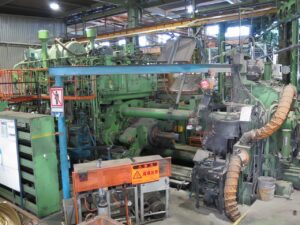 Extrusionspressen UBE - 1650 ton