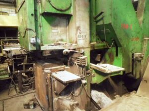 Horizontale Schmiedemaschine Hasenclever WSHK 800 - 800 ton (ID:S87014) - Dabrox.com