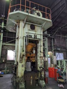 Abgratpresse TMP Voronezh - 400 ton