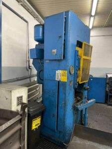Kniehebelpresse Barnaul K8336 - 400 ton (ID:75969) - Dabrox.com