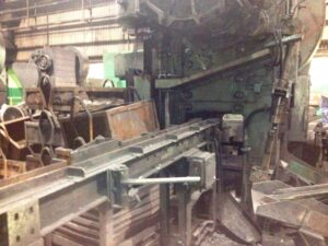 Schmiedepresse Komatsu CAH1000 - 1000 ton (ID:75366) - Dabrox.com